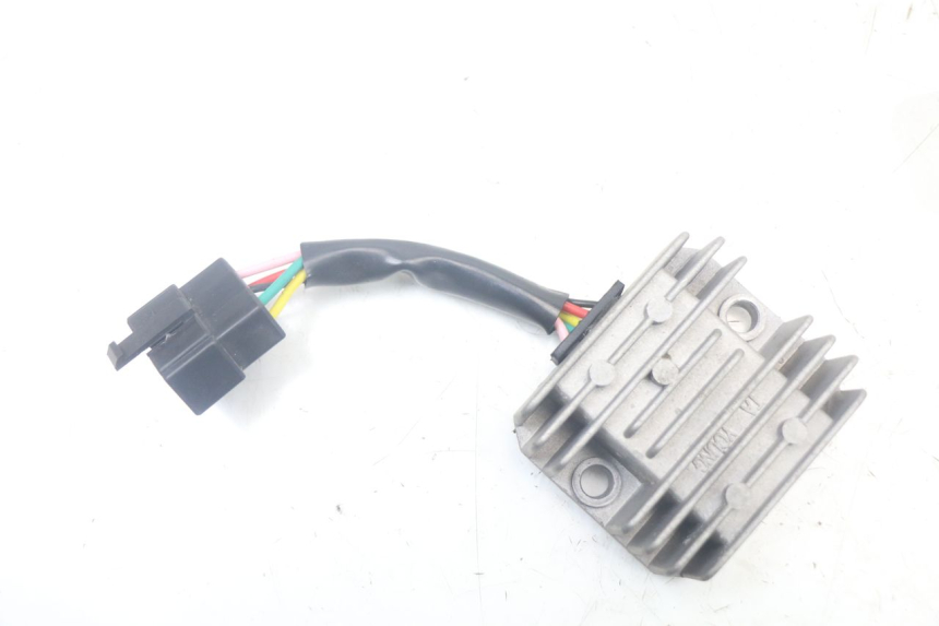 photo de REGOLATORE DI CARICA KYMCO AGILITY 4T 50 (2018 - 2022) - Vista principale