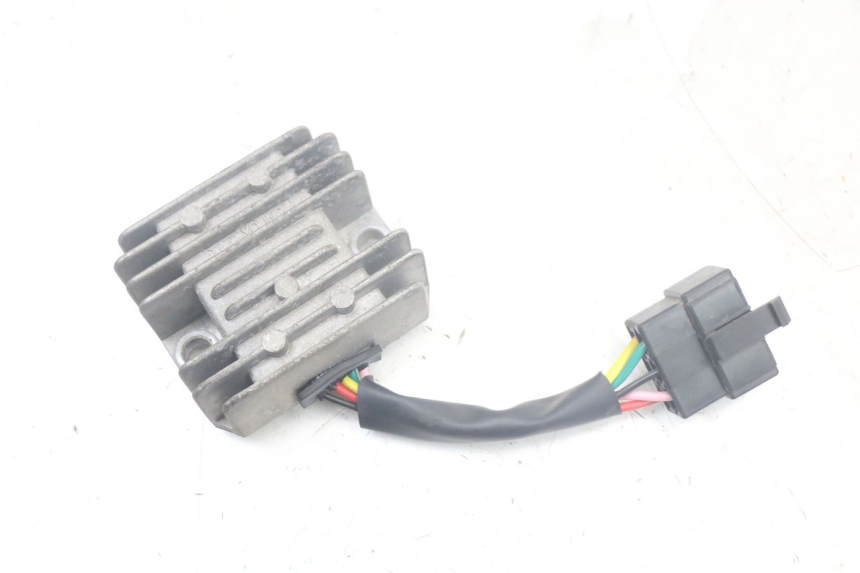 photo de REGOLATORE DI CARICA KYMCO AGILITY 4T 50 (2018 - 2022) - Dettaglio del componente