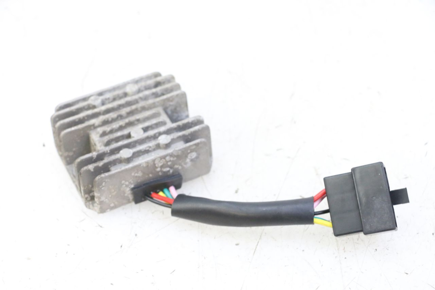 photo de REGOLATORE DI CARICA KYMCO AGILITY 4T 50 (2018 - 2022) - Primo piano tecnico