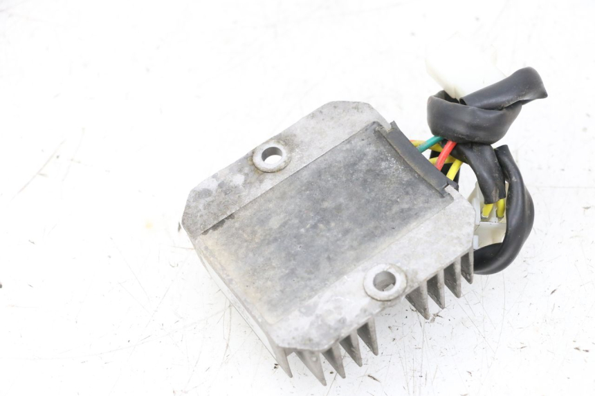 photo de REGOLATORE DI CARICA KYMCO AGILITY 4T 50 (2018 - 2022) - Zoom sullo stato d'uso