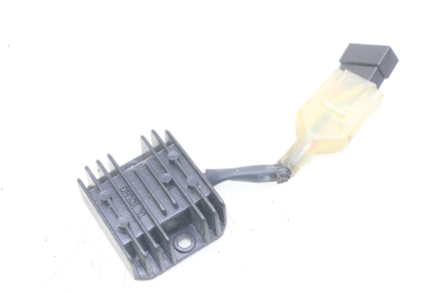 photo de REGOLATORE DI CARICA KYMCO AGILITY RS 4T 50 (2009 - 2013) - Vista principale