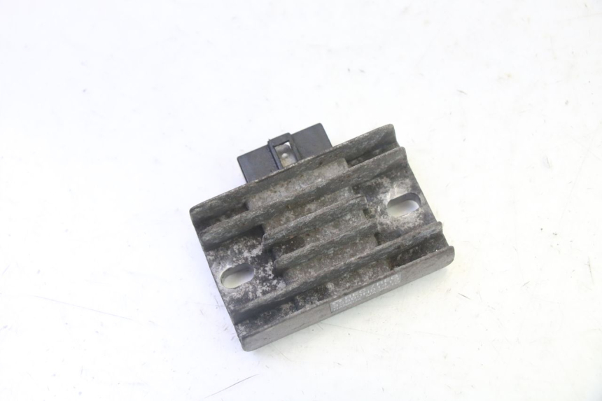 photo de REGOLATORE HYOSUNG GV AQUILA 125 (2000 - 2009) - Vista principale