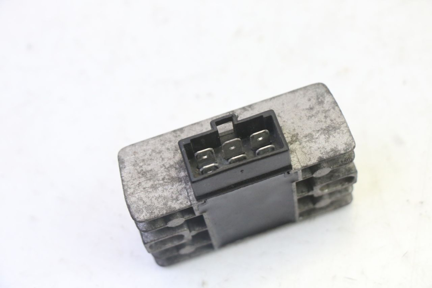 photo de REGOLATORE HYOSUNG GV AQUILA 125 (2000 - 2009) - Zoom sullo stato d'uso