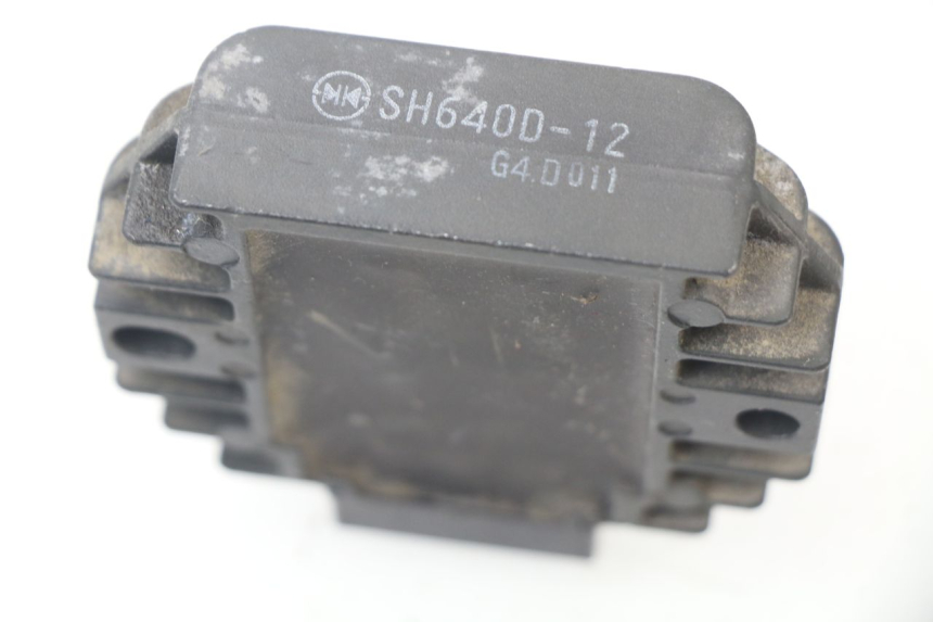 photo de REGOLATORE DI CARICA APRILIA ATLANTIC 125 (2003 - 2009) - Zoom sullo stato d'uso