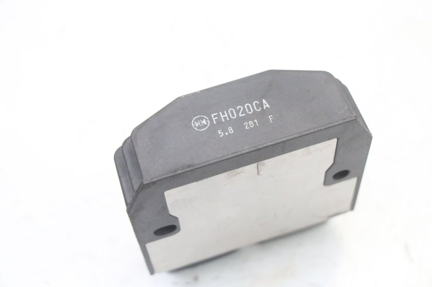 photo de REGOLATORE BMW S RR ABS S1000RR 1000 (2015 - 2018) - Primo piano tecnico