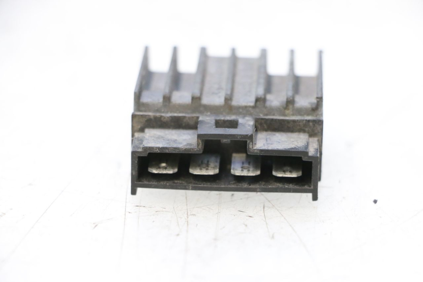 photo de REGOLATORE DI CARICA MBK BOOSTER SPIRIT 50 (1999 - 2003) - Dettaglio del componente