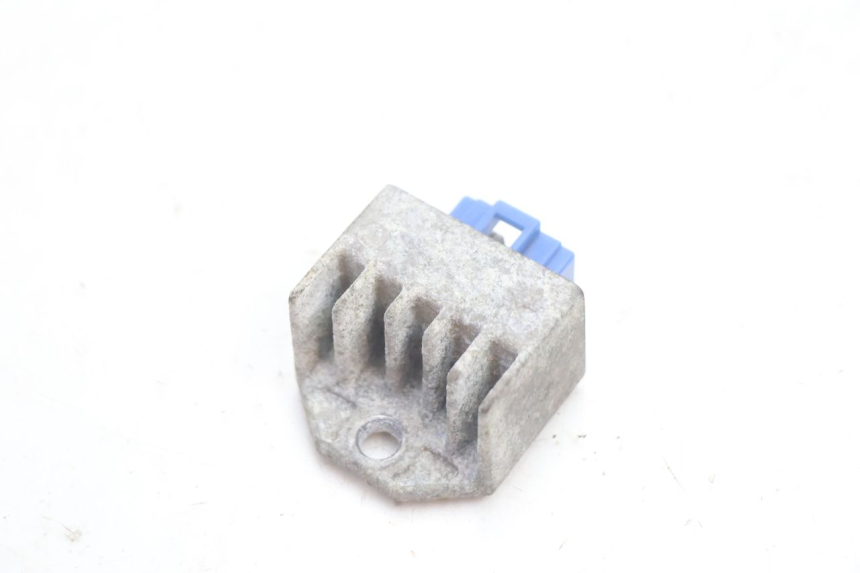 photo de REGOLATORE DI CARICA MBK BOOSTER SPIRIT 50 (2004 - 2017) - Dettaglio del componente