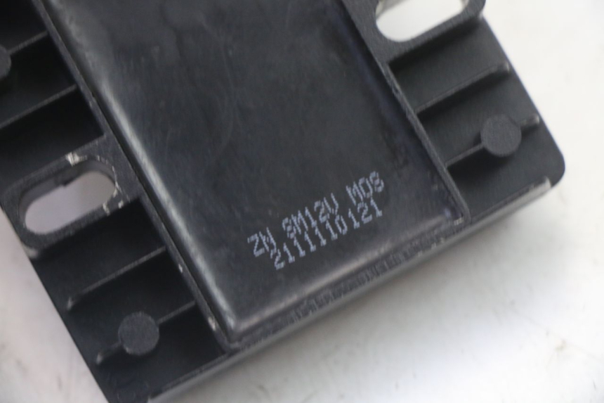 photo de REGOLATORE MOTRON BREEZY 4T 50 (2021 - 2025) - Altra angolazione