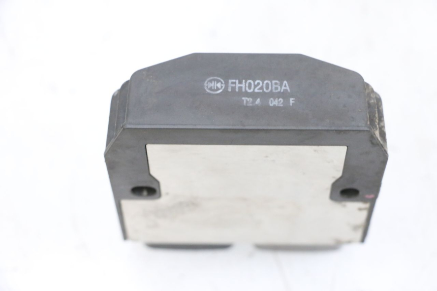 photo de REGOLATORE SUZUKI BURGMAN 650 (2013 - 2020) - Zoom sullo stato d'uso