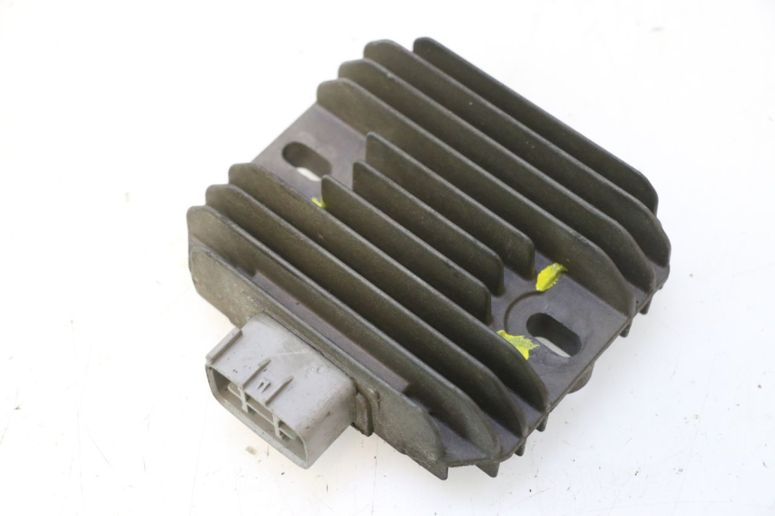 photo de REGOLATORE DI CARICA SUZUKI BURGMAN 125 (2007 - 2014) - Vista principale
