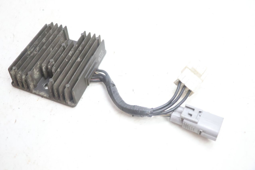 photo de REGOLATORE SUZUKI BURGMAN EXECUTIVE ABS 650 (2006 - 2012) - Zoom sullo stato d'uso