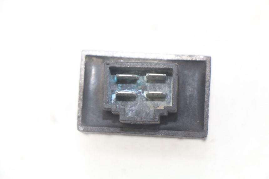 photo de REGOLATORE DI CARICA YAMAHA BW'S 50 (1999 - 2003) - Zoom sullo stato d'uso