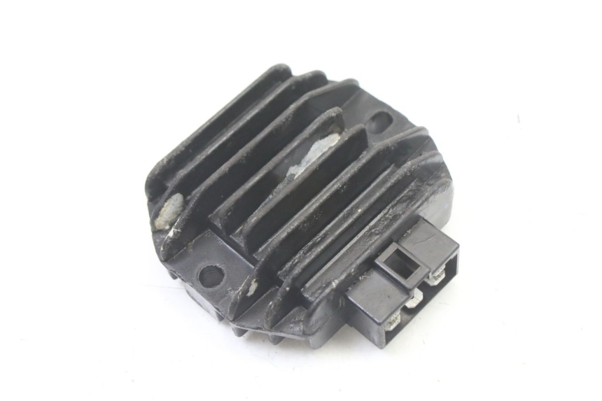 photo de REGOLATORE DI CARICA YAMAHA BW'S BWS 125 (2010 - 2013) - Vista principale