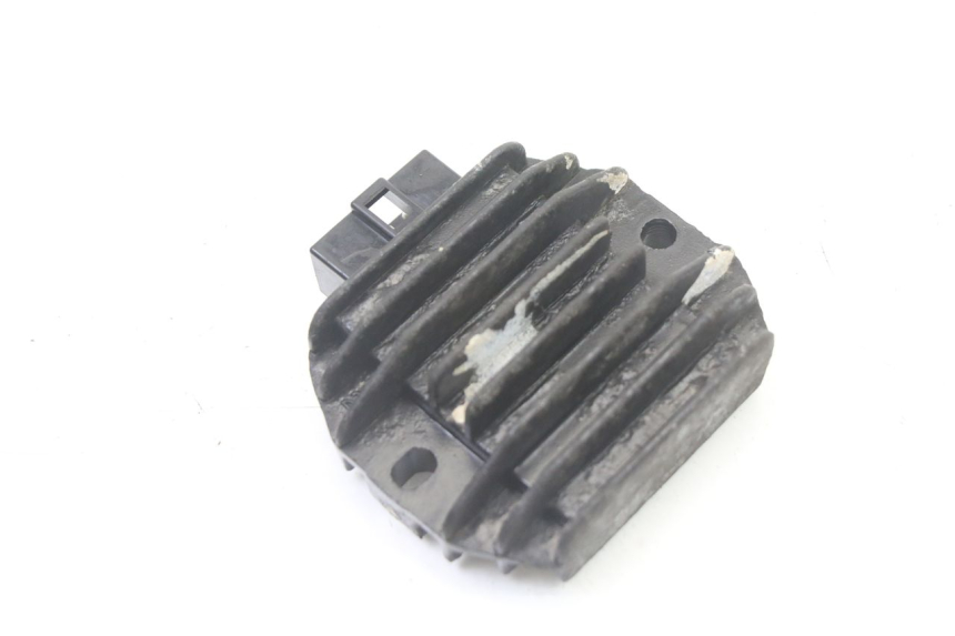 photo de REGOLATORE DI CARICA YAMAHA BW'S BWS 125 (2010 - 2013) - Dettaglio del componente