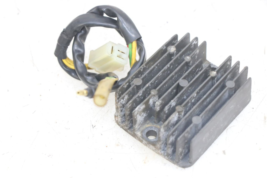 photo de REGOLATORE DI CARICA HONDA CA REBEL 125 (1995 - 2001) - Vista principale