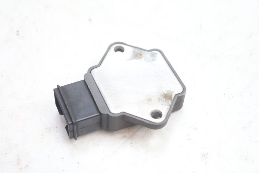 photo de REGOLATORE HONDA CB TWO FIFTY 250 (1991 - 2002) - Zoom sullo stato d'uso