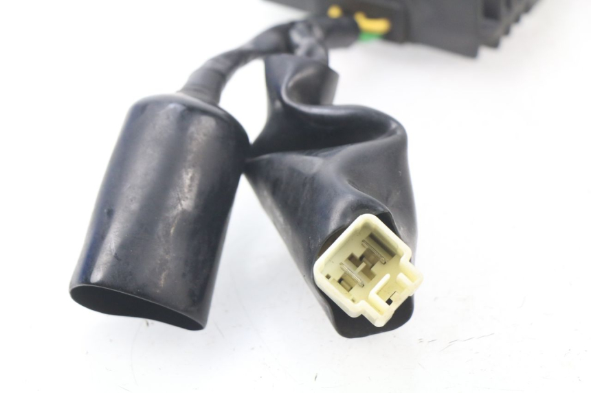 photo de REGOLATORE HONDA CBR RR FIREBLADE 1000 (2006 - 2007) - Primo piano tecnico