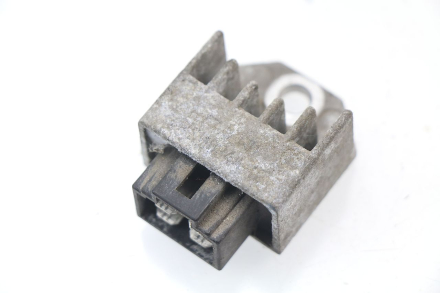 photo de Regolatore di carica HONDA CG 125 (1996 - 1998) - Vista principale