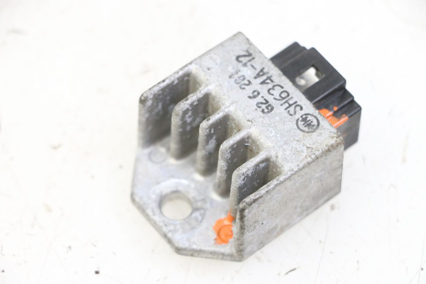 photo de REGOLATORE DI CARICA PEUGEOT CITYSTAR 50 (2013 - 2017) - Dettaglio del componente