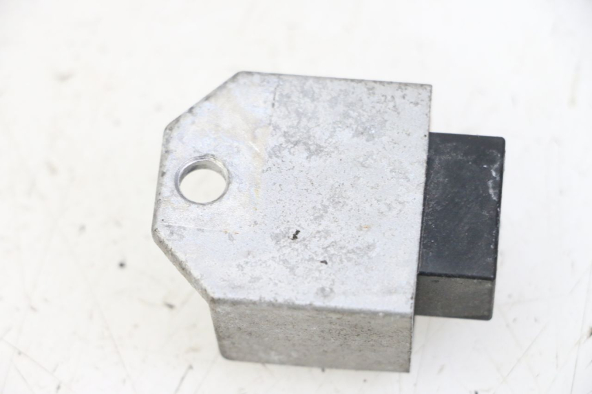 photo de REGOLATORE DI CARICA PEUGEOT CITYSTAR 50 (2013 - 2017) - Altra angolazione