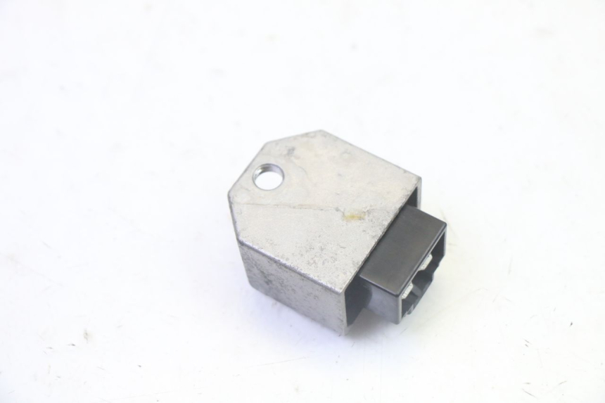 photo de REGOLATORE DI CARICA PEUGEOT CITYSTAR 50 (2013 - 2017) - Zoom sullo stato d'uso