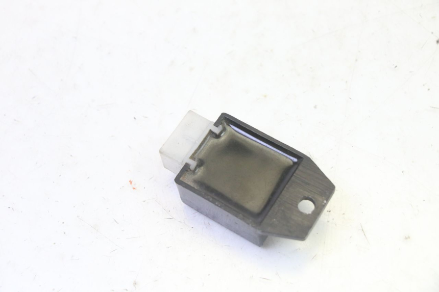 photo de REGOLATORE DI CARICA PEUGEOT CITYSTAR 50 (2013 - 2017) - Zoom sullo stato d'uso