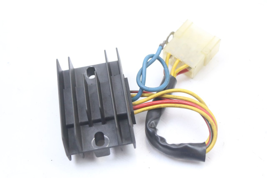 photo de REGOLATORE APRILIA CLASSIC 125 (1995 - 2001) - Dettaglio del componente