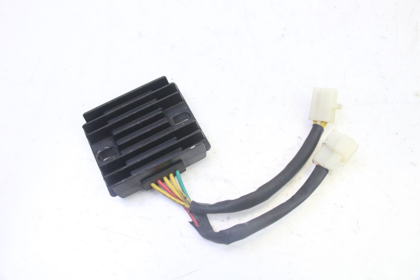 photo de REGOLATORE DI CARICA SYM CROX 4T 50 (2016 - 2023) - Dettaglio del componente