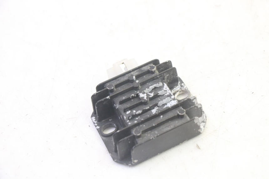 photo de REGOLATORE DI CARICA LONGJIA DIGITA 4T 50 (2019 - 2022) - Dettaglio del componente