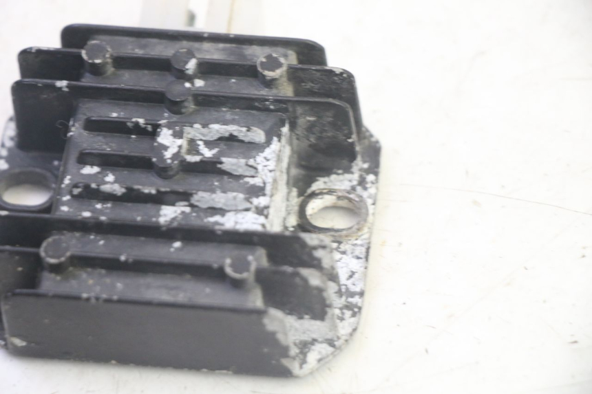 photo de REGOLATORE DI CARICA LONGJIA DIGITA 4T 50 (2019 - 2022) - Altra angolazione