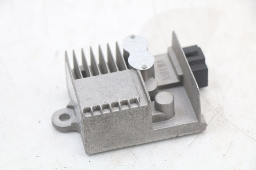 photo de REGOLATORE WAYSCRAL E-START 1 (2018 - 2022) - Stato della superficie e materiale