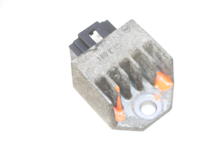 photo de REGOLATORE DI CARICA PEUGEOT ELYSTAR 50 (2002 - 2014) - Altra angolazione