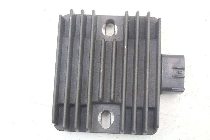 photo de REGOLATORE KAWASAKI ER-6 ER6 N 650 (2012 - 2016) - Dettaglio del componente