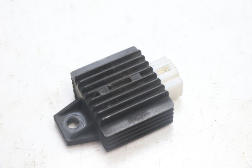 photo de REGOLATORE DI CARICA JM MOTORS EVOLIS 4T 50 (2018 - 2022) - Dettaglio del componente