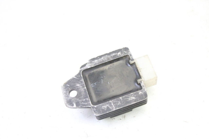 photo de REGOLATORE DI CARICA KEEWAY F-ACT FACT 50 (2006 - 2011) - Altra angolazione