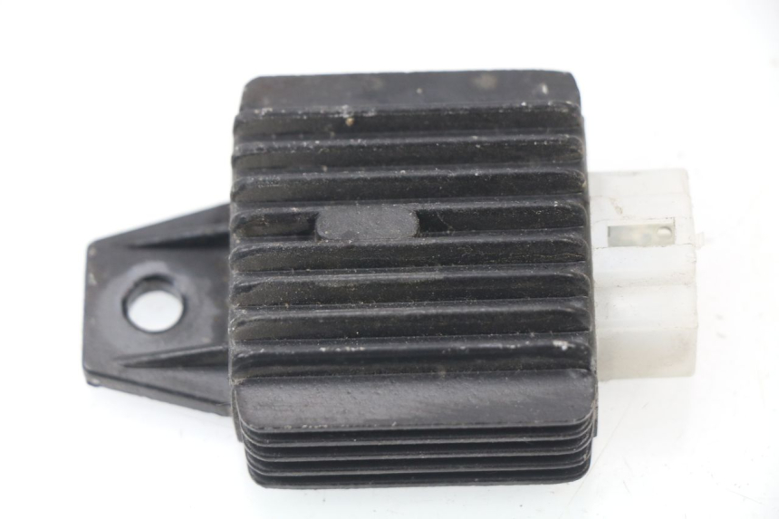 photo de REGOLATORE DI CARICA TNT MOTOR FASTINO 4T 50 (2013 - 2019) - Vista principale