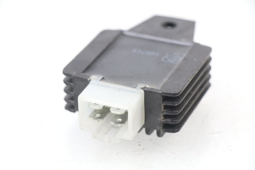 photo de REGOLATORE DI CARICA TNT MOTOR FASTINO 4T 50 (2013 - 2019) - Zoom sullo stato d'uso