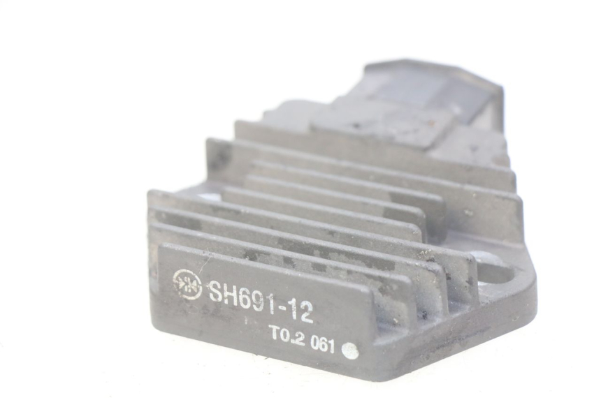 photo de REGOLATORE DI CARICA HONDA FES PANTHEON 2T 125 (1998 - 2002) - Zoom sullo stato d'uso