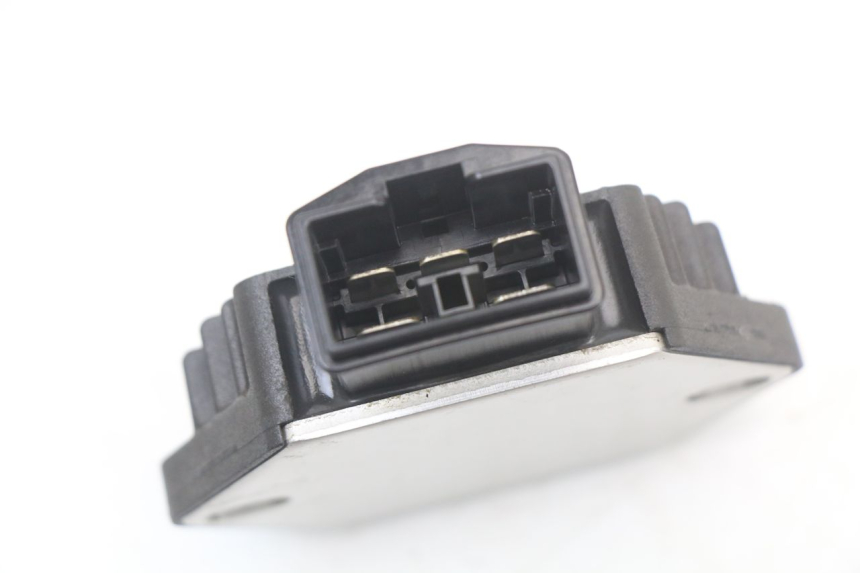 photo de REGOLATORE DI CARICA HONDA FES PANTHEON 2T 125 (1998 - 2002) - Zoom sullo stato d'uso