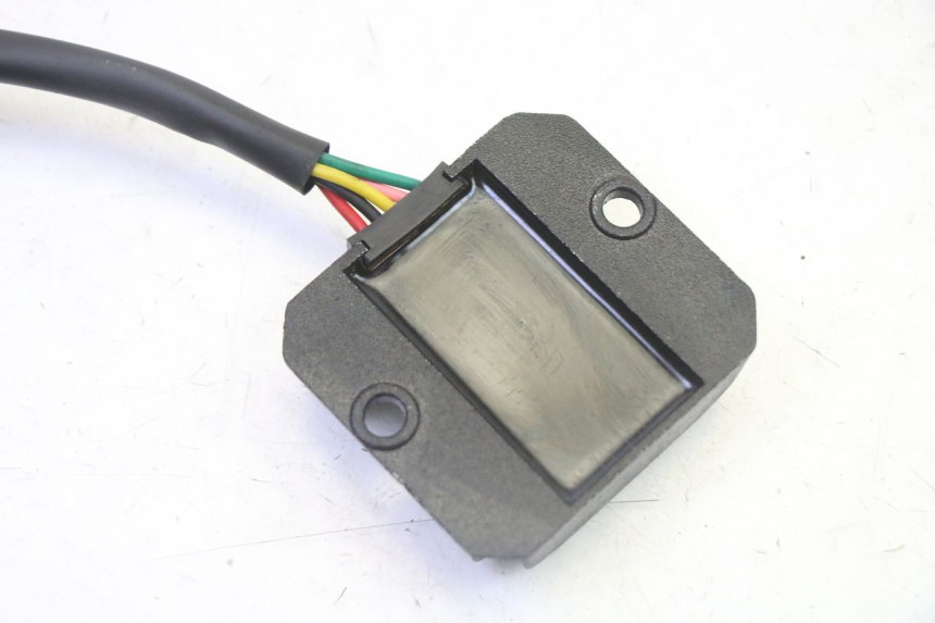 photo de REGOLATORE STAHO FH 50 (2018 - 2019) - Primo piano tecnico