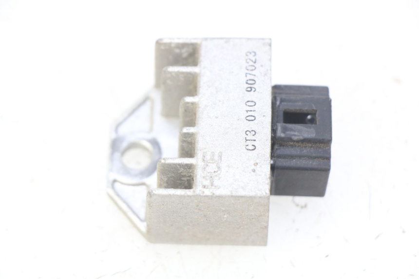 photo de REGOLATORE DI CARICA SYM FIDDLE 2 50 (2008 - 2013) - Vista principale