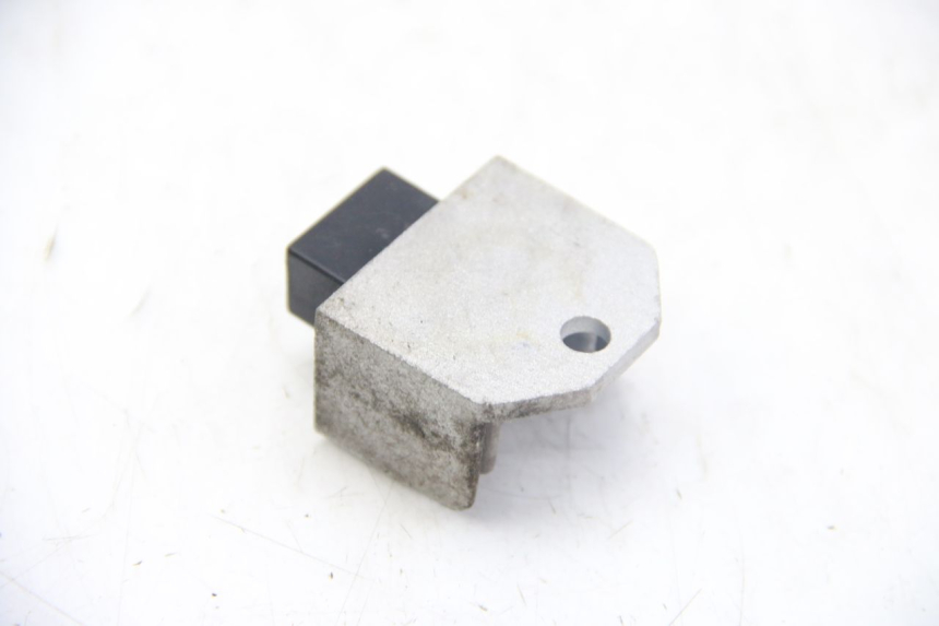 photo de REGOLATORE DI CARICA SYM FIDDLE 2 50 (2008 - 2013) - Zoom sullo stato d'uso