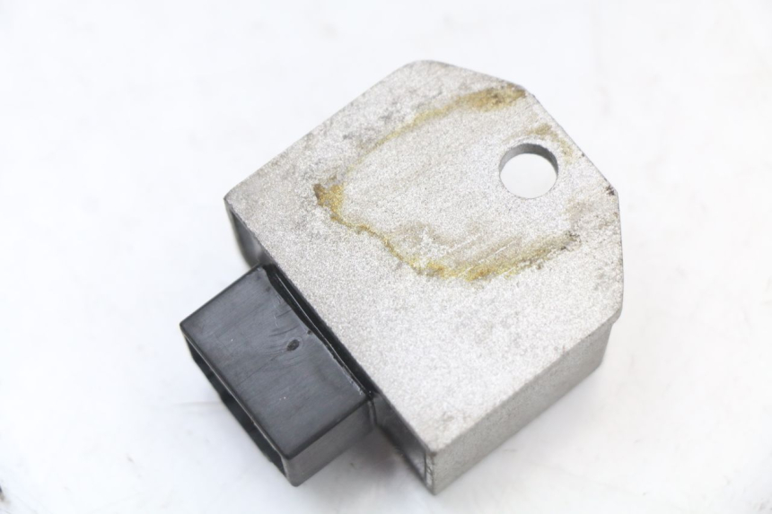 photo de REGOLATORE DI CARICA SYM FIDDLE 2 50 (2008 - 2013) - Altra angolazione