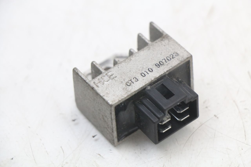 photo de REGOLATORE DI CARICA SYM FIDDLE 2 50 (2008 - 2013) - Vista principale