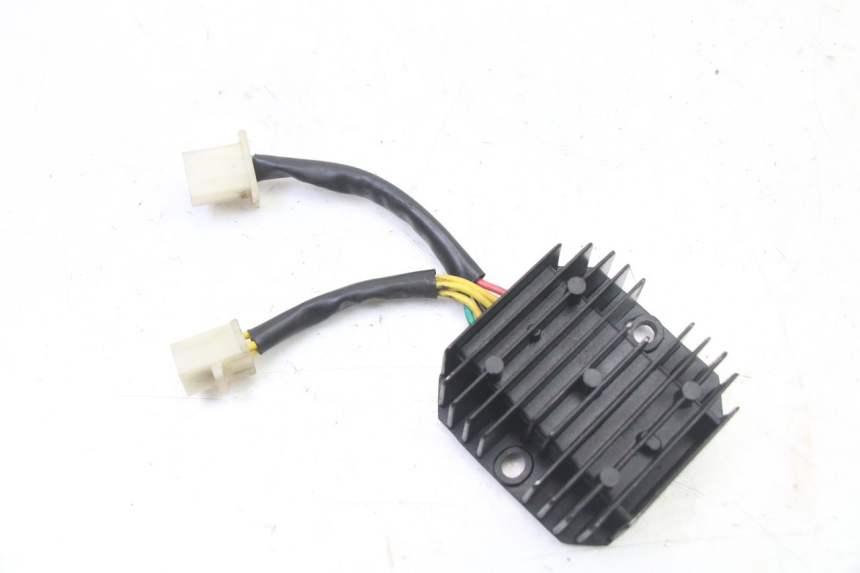 photo de REGOLATORE DI CARICA SYM FIDDLE 3 III 125 (2014 - 2020) - Vista principale