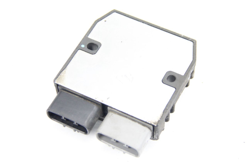 photo de REGOLATORE DI CARICA YAMAHA FJR ABS 1300 (2006 - 2012) - Vista d'insieme del prodotto