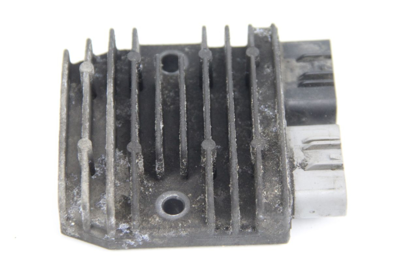 photo de REGOLATORE DI CARICA YAMAHA FJR ABS 1300 (2006 - 2012) - Stato della superficie e materiale