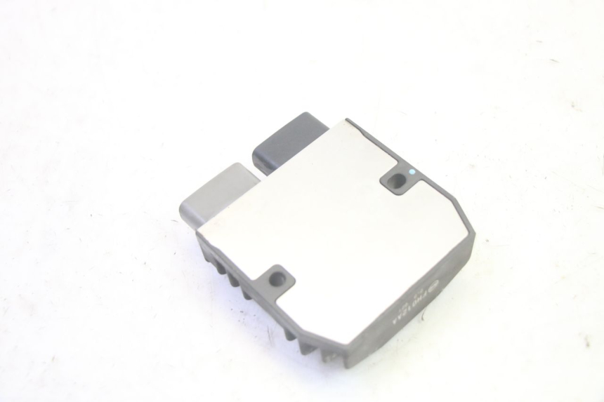 photo de REGOLATORE DI CARICA YAMAHA FJR ABS 1300 (2006 - 2012) - Ricambio usato controllato