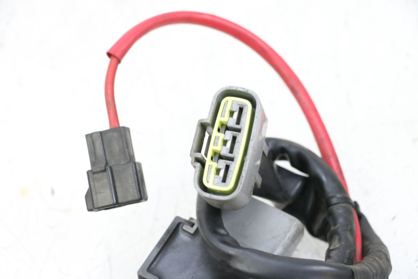 photo de REGOLATORE DI CARICA YAMAHA FJR ABS 1300 (2006 - 2012) - Altra angolazione