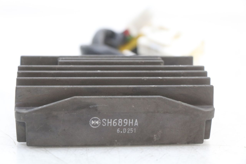 photo de REGOLATORE HONDA FJS SILVER WING SILVERWING 400 (2005 - 2008) - Zoom sullo stato d'uso